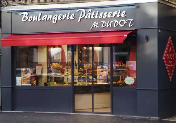 Façade de la boulangerie M&M Dudot rue de Pont-à-Mousson à Metz